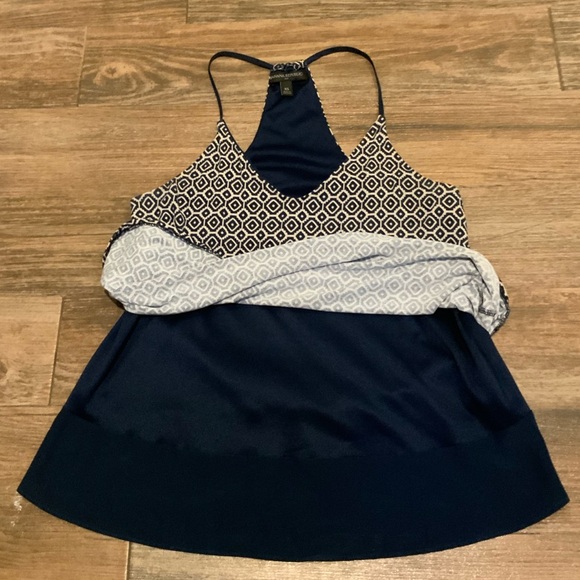 Banana Republic Women Tank Top Navy Blue and Cream Size XSmall-geometric pattern - Picture 3 of 8
